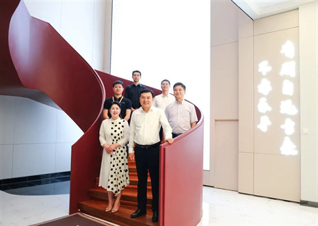 热烈欢迎省委统战部张部长一行莅临j9九游会股份有限公司指导工作！
