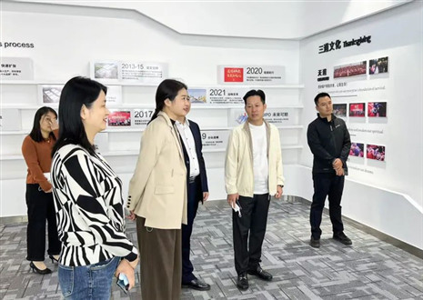 热烈欢迎瑶海区范区长等领导一行来访j9九游会股份有限公司参观指导！